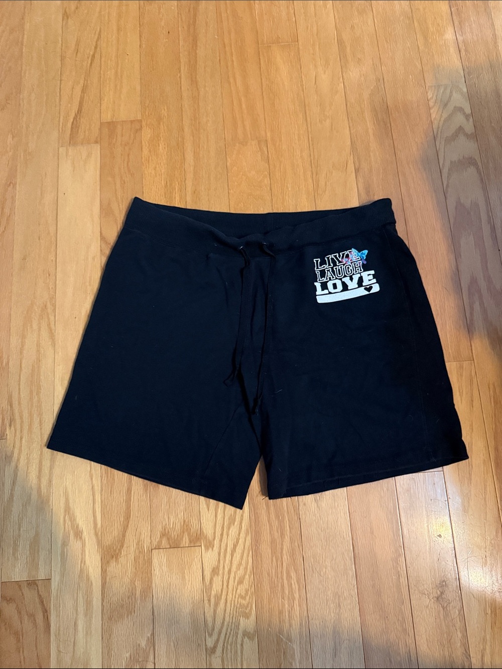 Black 'Live Laugh Love' Drawstring Women’s Shorts size 2X, 8 1/2 inseam